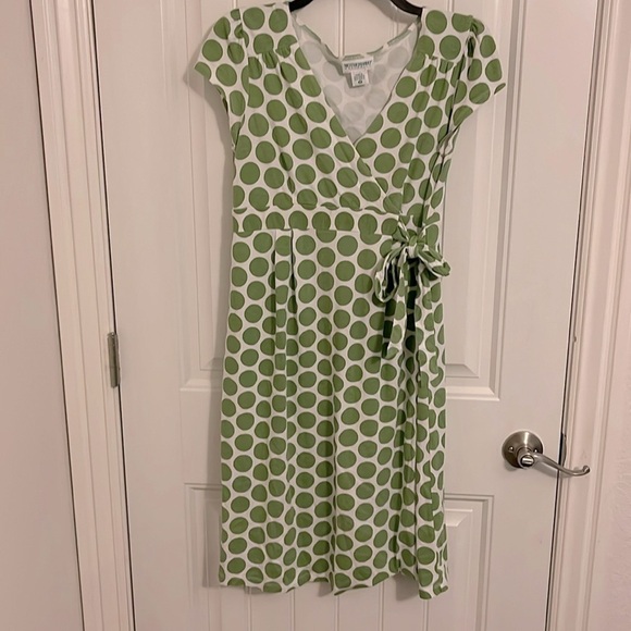 Motherhood Maternity midi size Medium white dress,‎ green dots elastic faux wrap - Picture 1 of 11